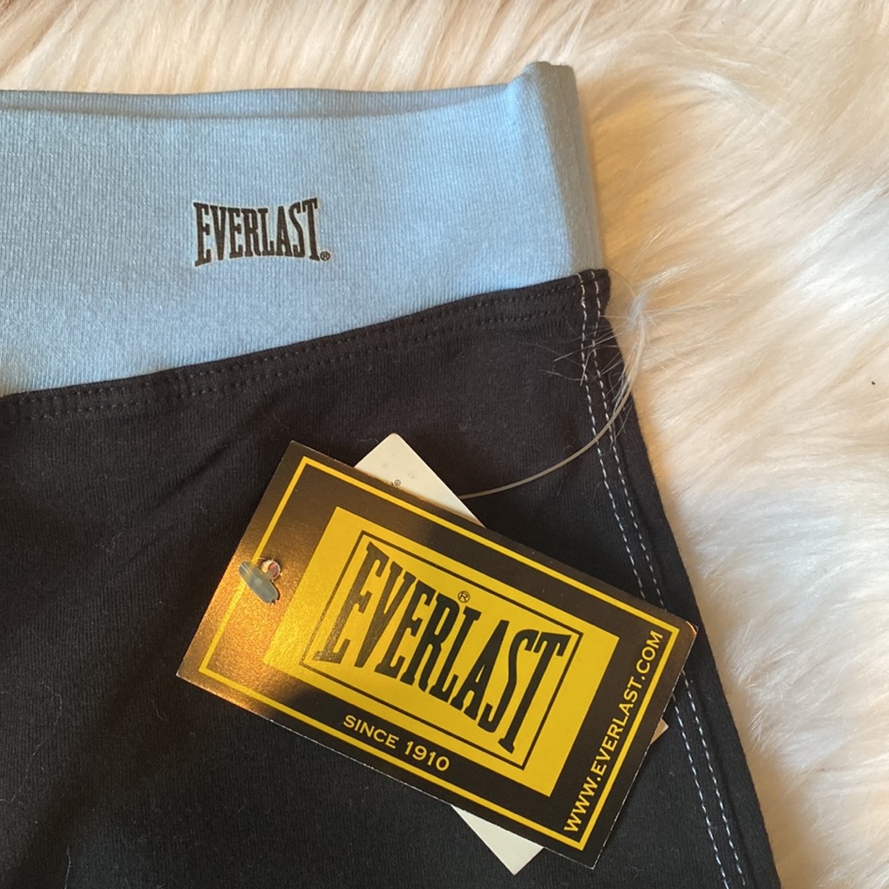 NWT Everlasting yoga pants cropped wide leg